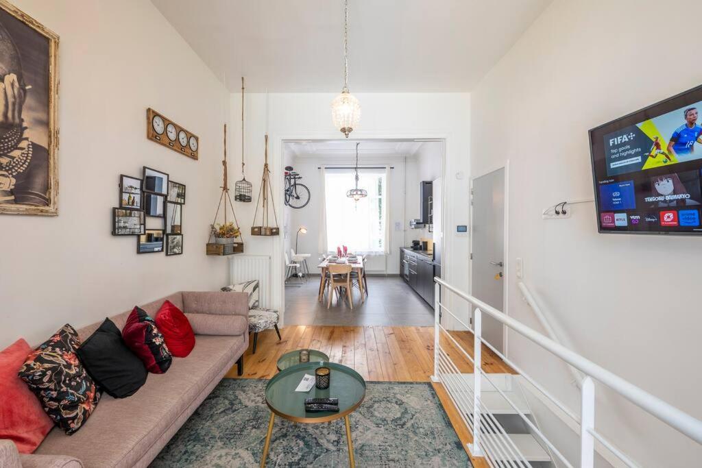 Superb 3 Bedroom & 3 Bathroom Duplex In Brussels City Centre Εξωτερικό φωτογραφία