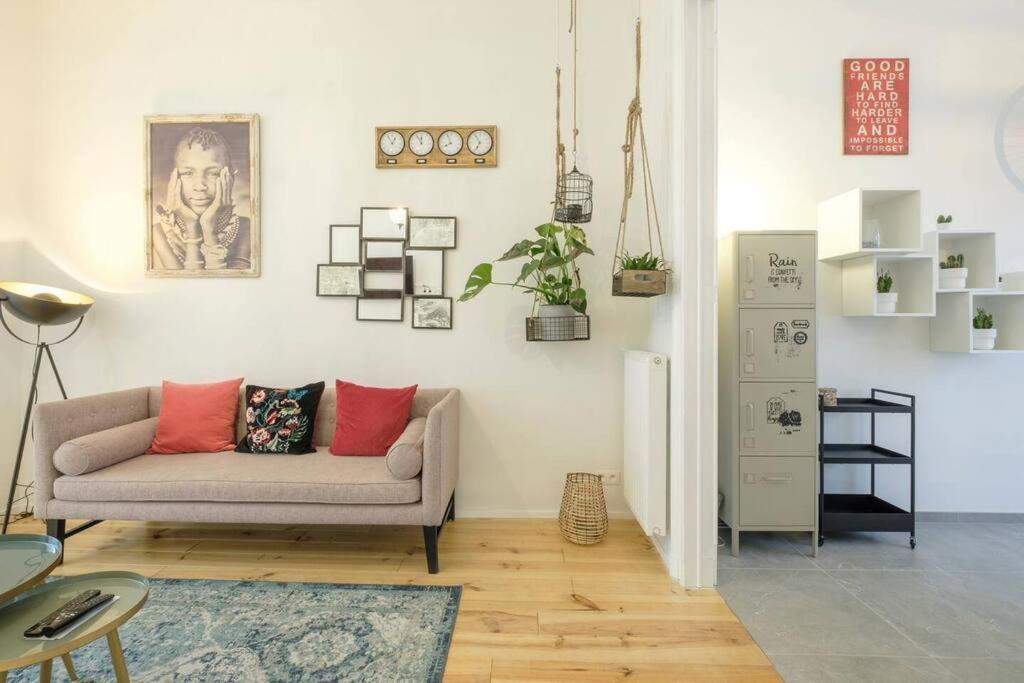 Superb 3 Bedroom & 3 Bathroom Duplex In Brussels City Centre Εξωτερικό φωτογραφία