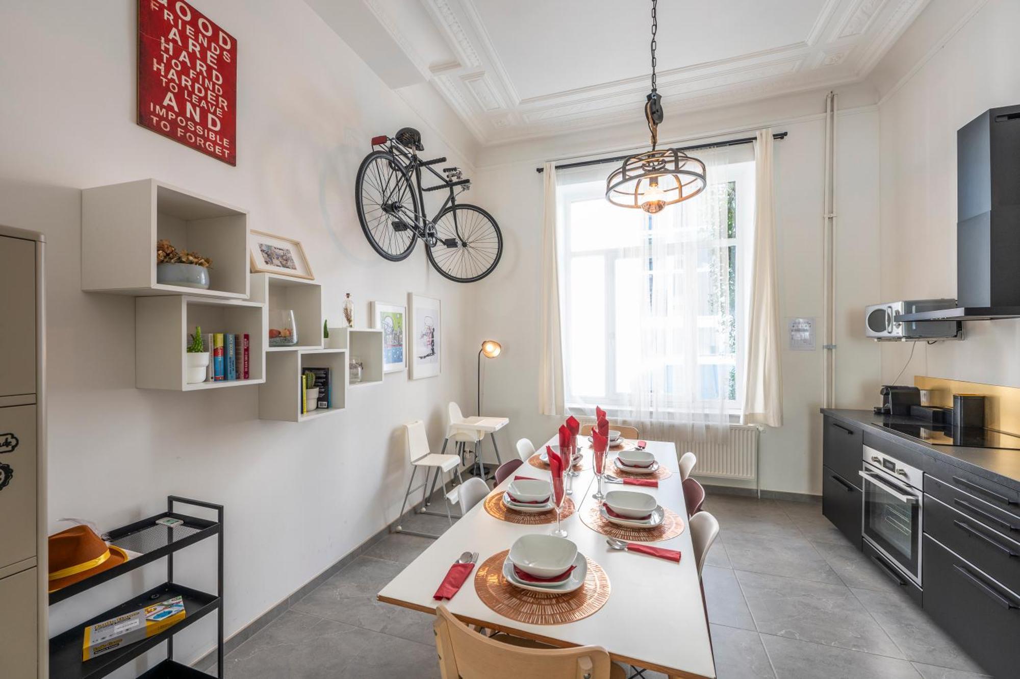 Superb 3 Bedroom & 3 Bathroom Duplex In Brussels City Centre Εξωτερικό φωτογραφία