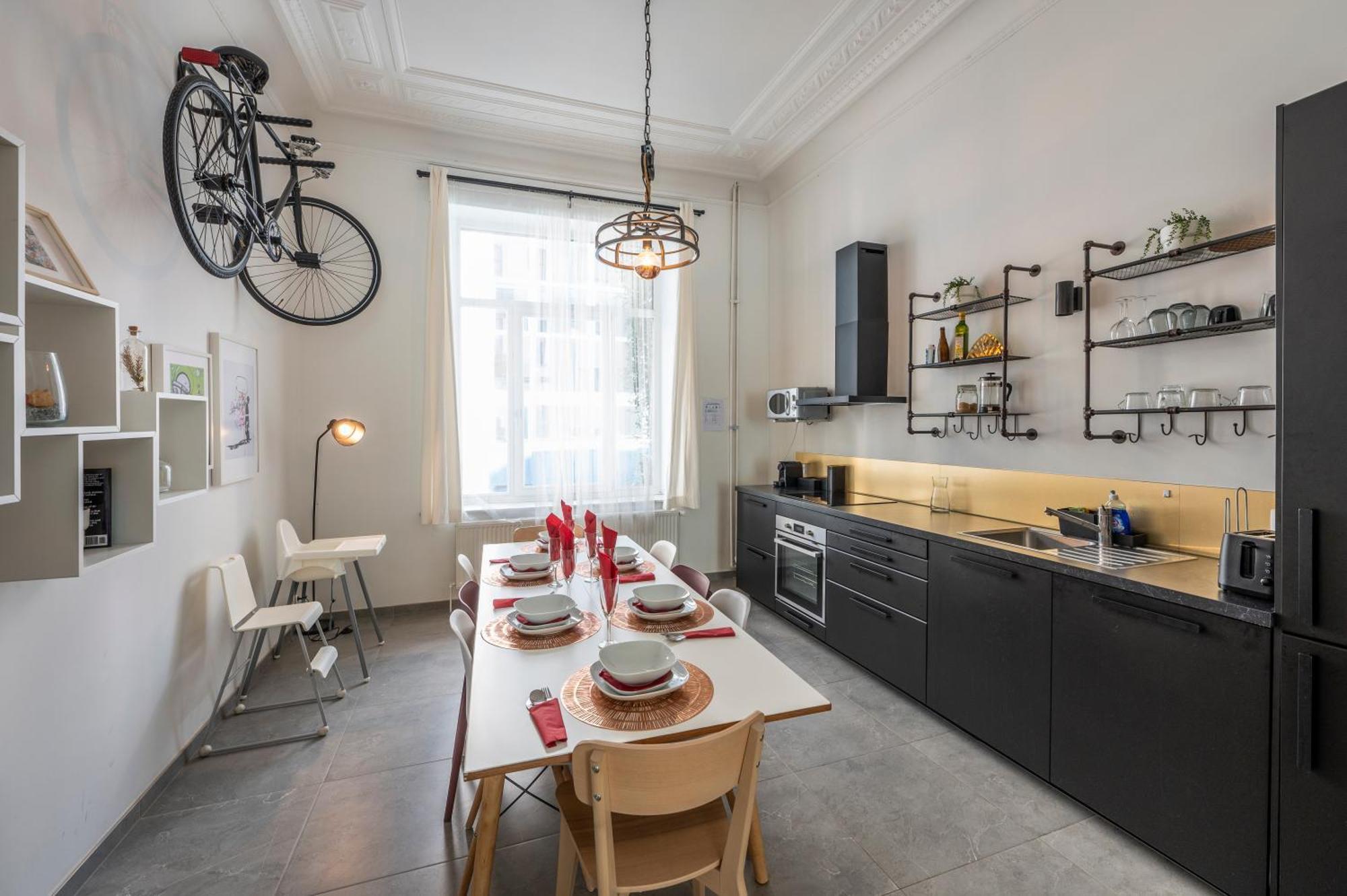 Superb 3 Bedroom & 3 Bathroom Duplex In Brussels City Centre Εξωτερικό φωτογραφία